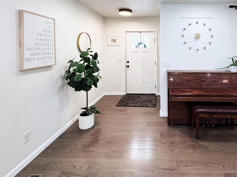 141 Clouse Lane, Granville, OH 43023 Photo 4