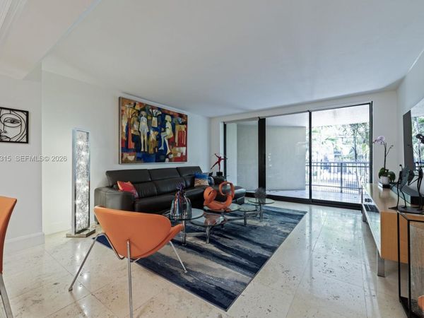 2901 S Bayshore Dr , Unit 2H, Miami, FL 33133