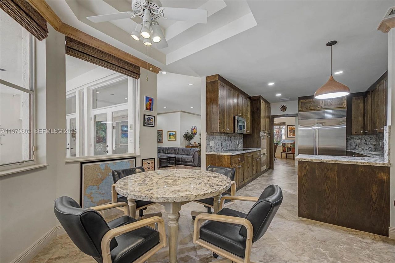 8190 SW 180th St, Palmetto Bay, FL 33157 Photo