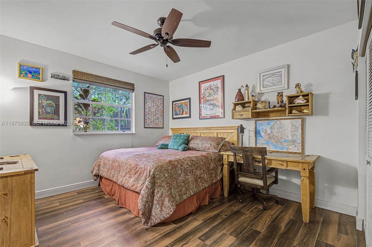 8190 SW 180th St, Palmetto Bay, FL 33157 Photo