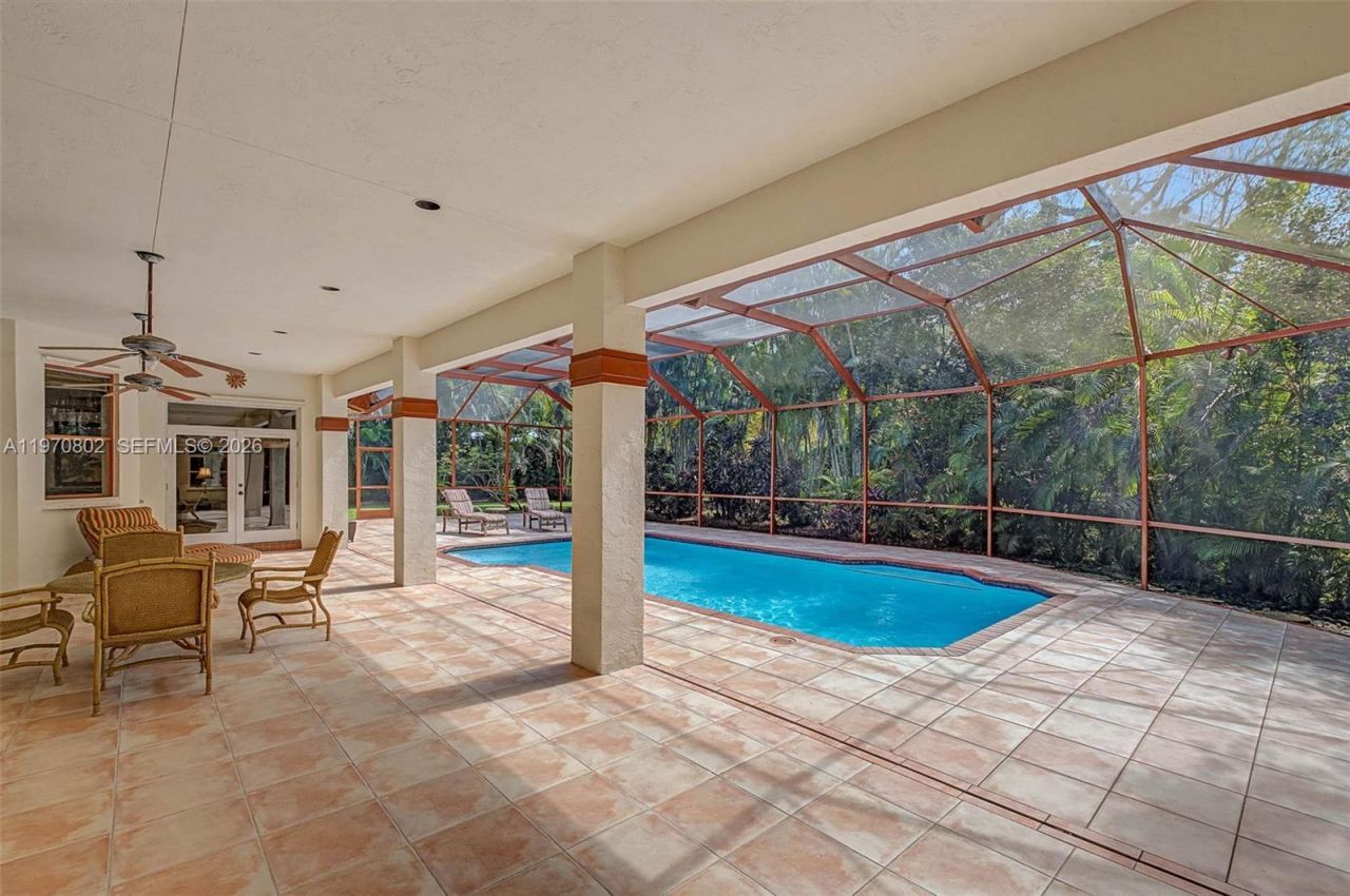 8190 SW 180th St, Palmetto Bay, FL 33157 Photo