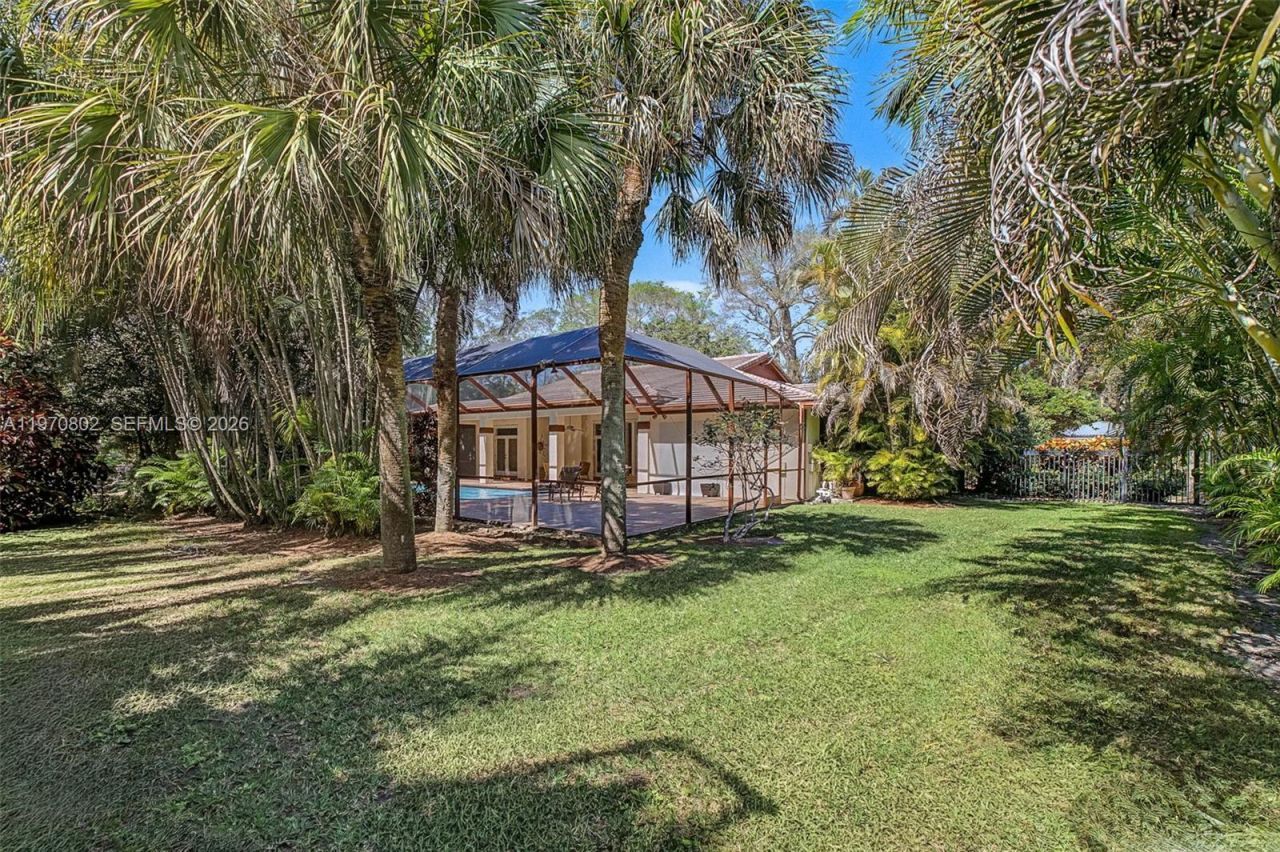 8190 SW 180th St, Palmetto Bay, FL 33157 Photo