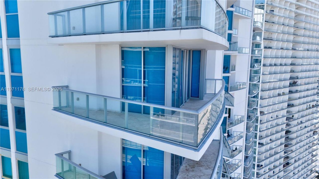 17001 Collins Ave , Unit 4608, Sunny Isles Beach, FL 33160 Photo