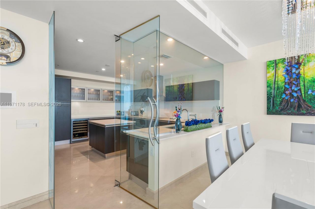 17001 Collins Ave , Unit 4608, Sunny Isles Beach, FL 33160 Photo