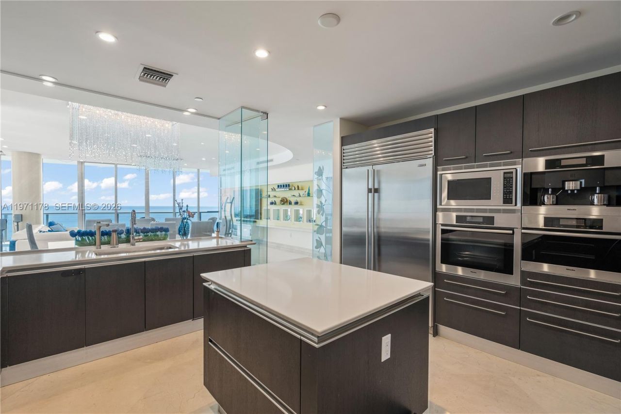 17001 Collins Ave , Unit 4608, Sunny Isles Beach, FL 33160 Photo