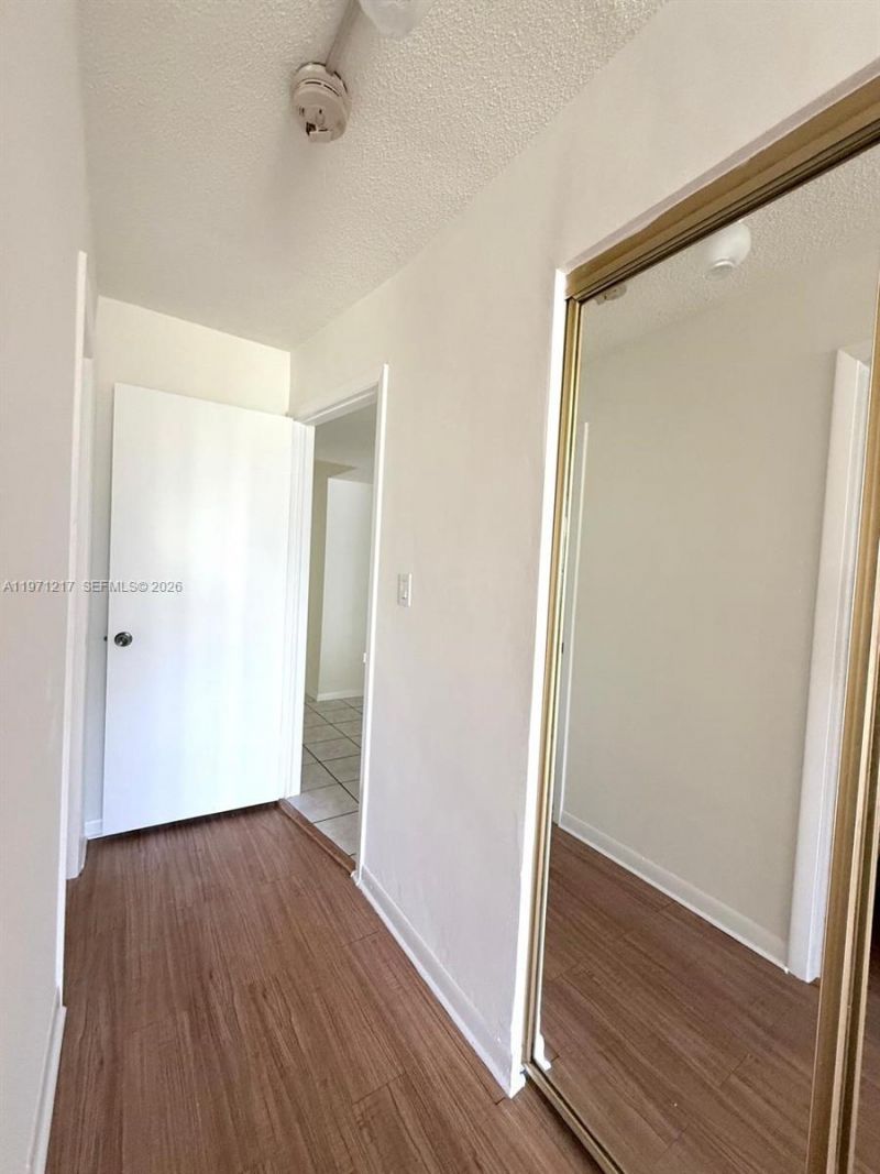 1201 NE 191st St, Unit G212, Miami, FL 33179 Photo