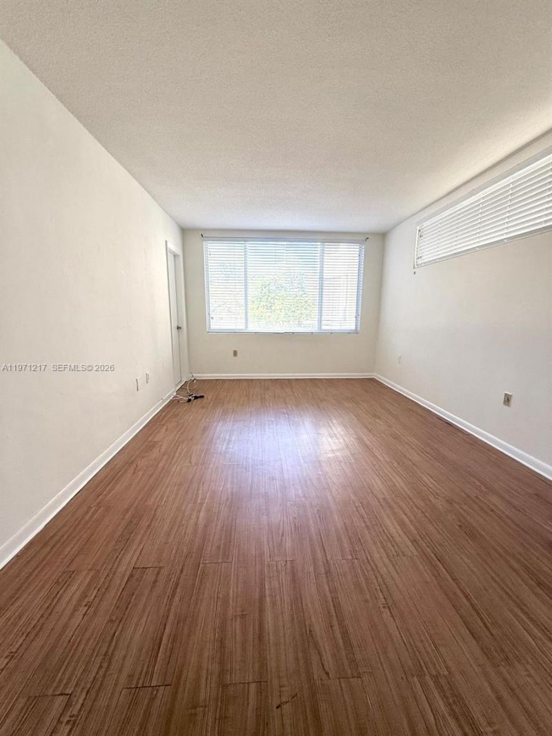 1201 NE 191st St, Unit G212, Miami, FL 33179 Photo