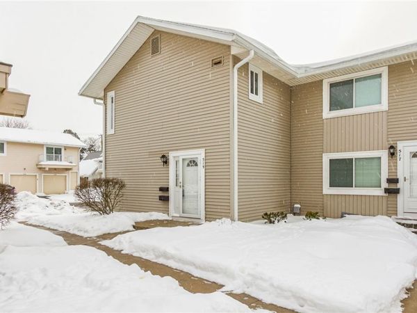 519 Eastbrooke Lane, Rochester, NY 14618