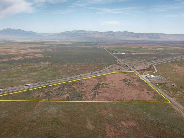 2967-2969 E 1400s, Malta, ID 83342