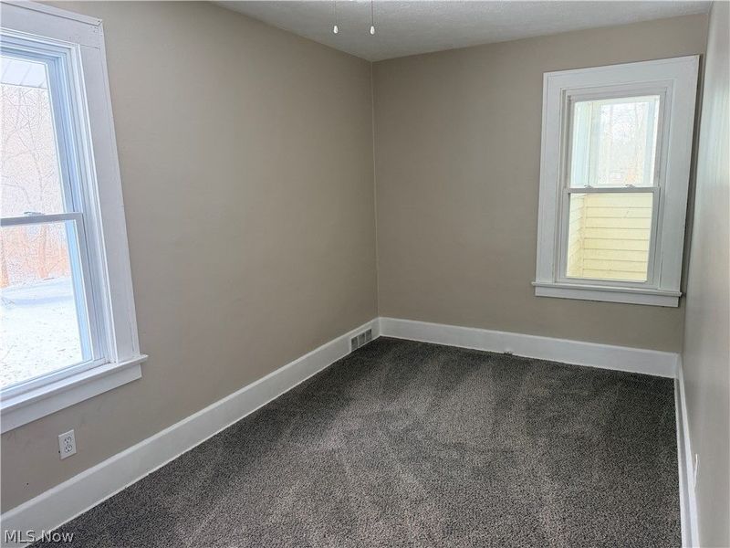 980 W Laclede Avenue, Youngstown, OH 44511 Photo 12