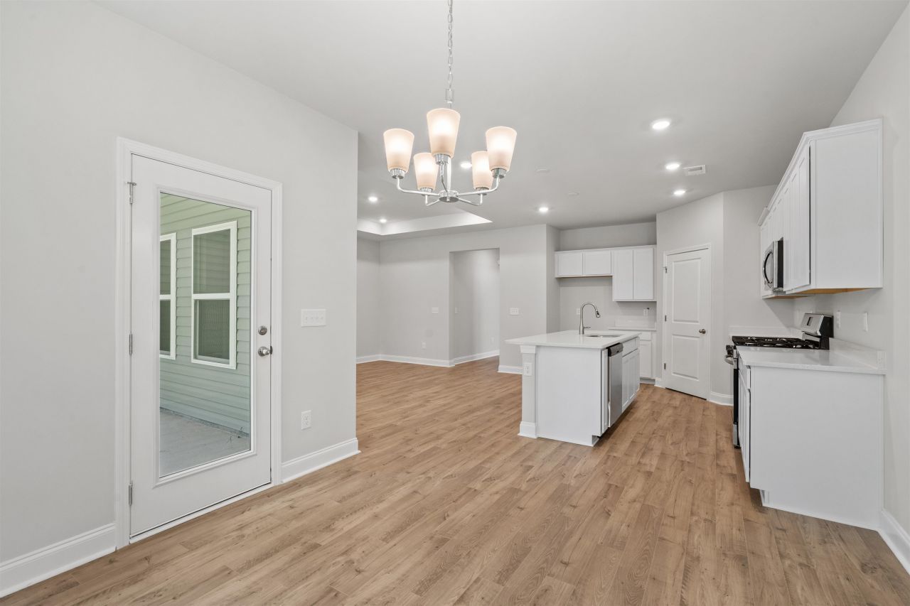 2907 Spain Ln. Photo 8