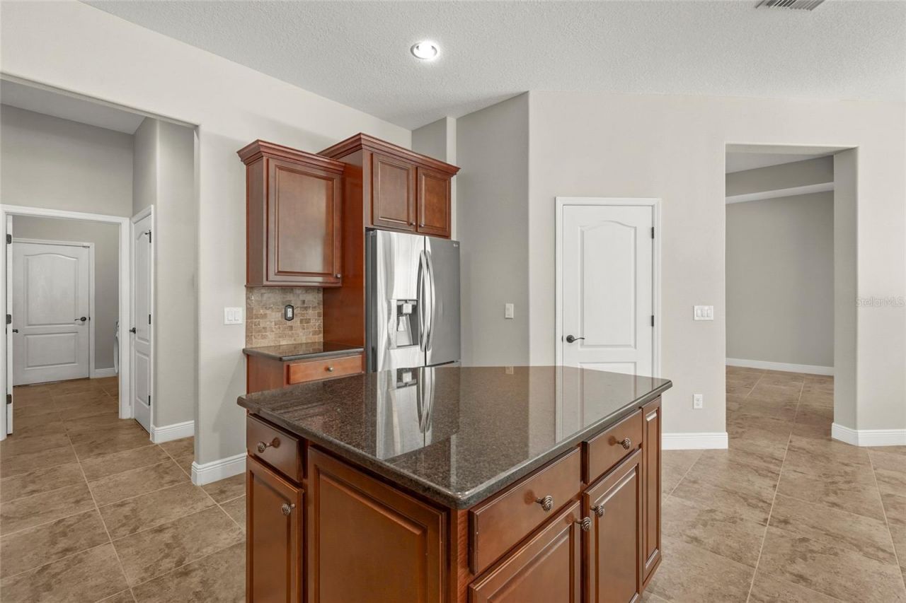 5750 Rock Dove Drive, Sarasota, FL 34241 Photo