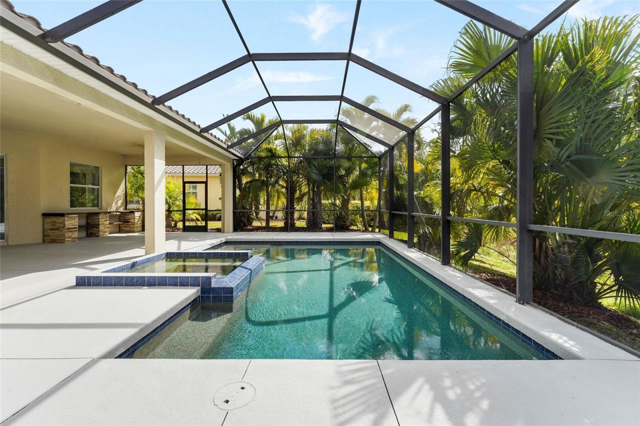 5750 Rock Dove Drive, Sarasota, FL 34241 Photo
