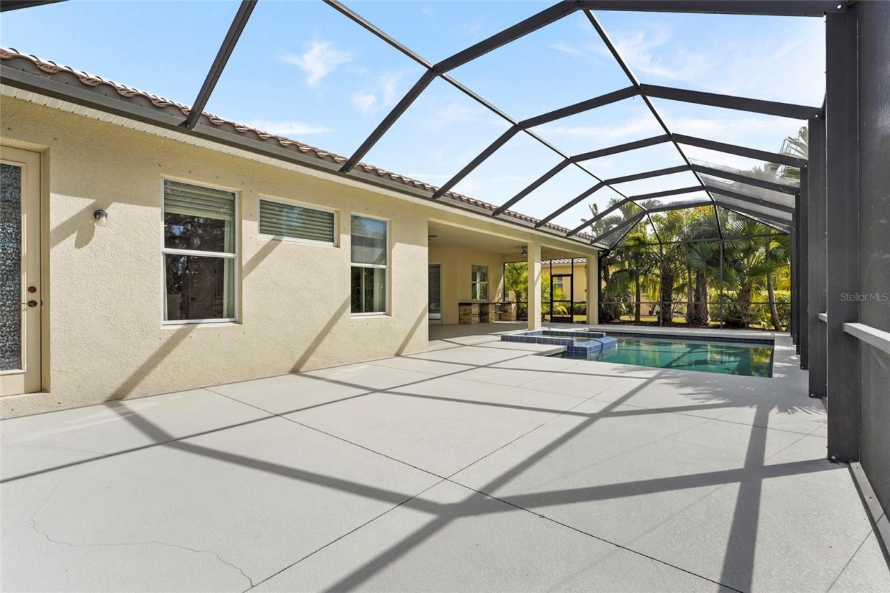 5750 Rock Dove Drive, Sarasota, FL 34241 Photo