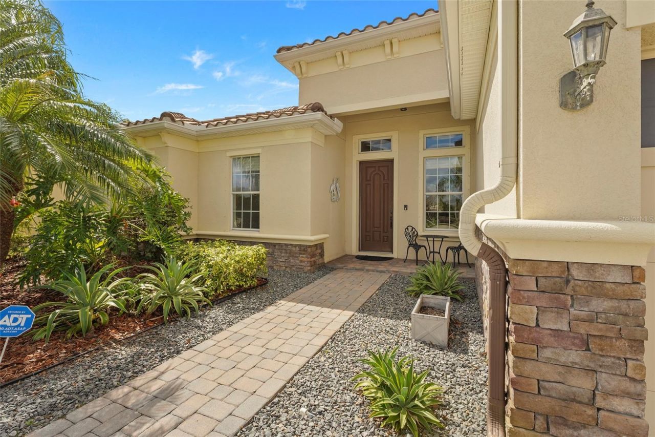 5750 Rock Dove Drive, Sarasota, FL 34241 Photo