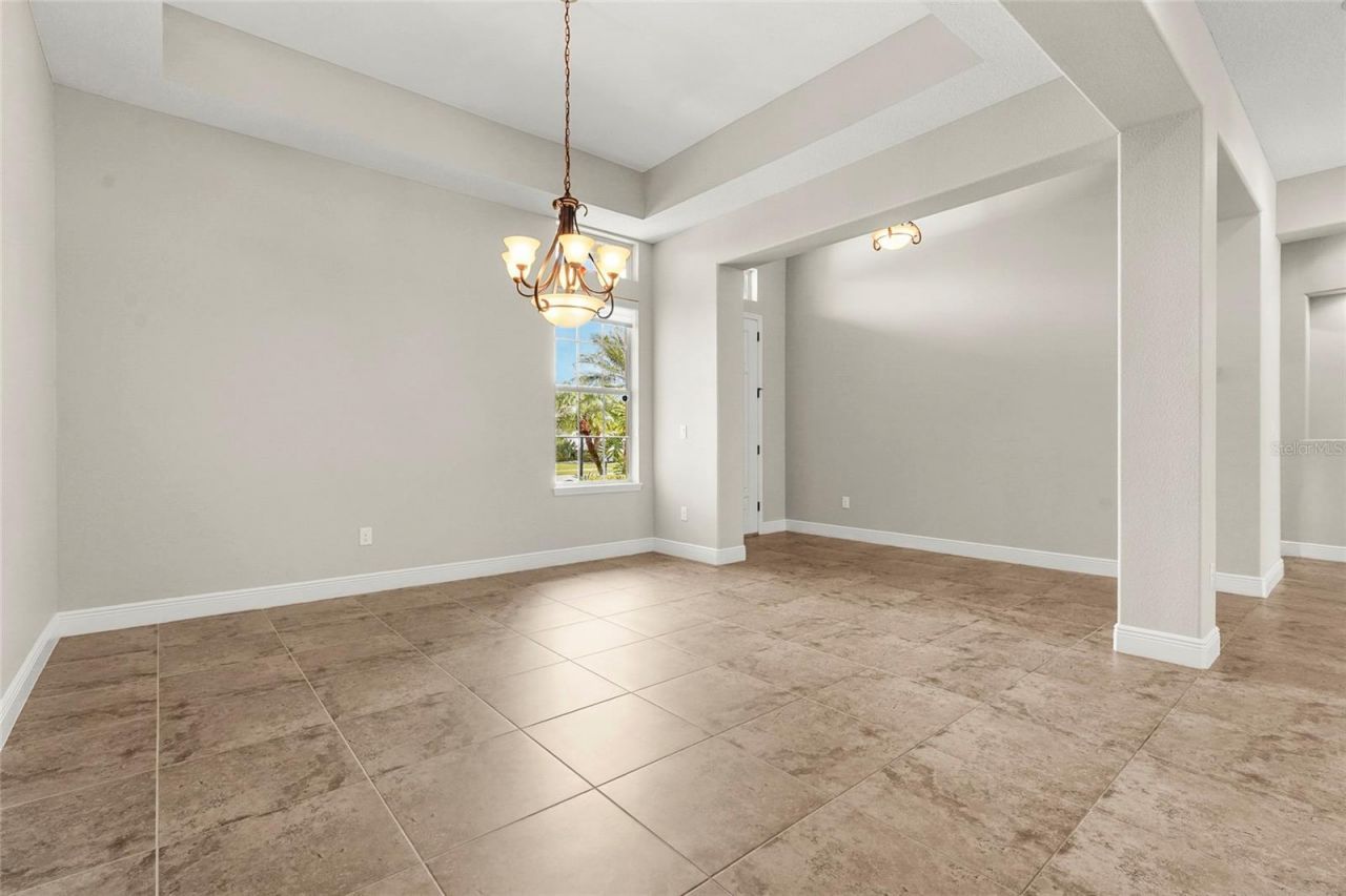 5750 Rock Dove Drive, Sarasota, FL 34241 Photo
