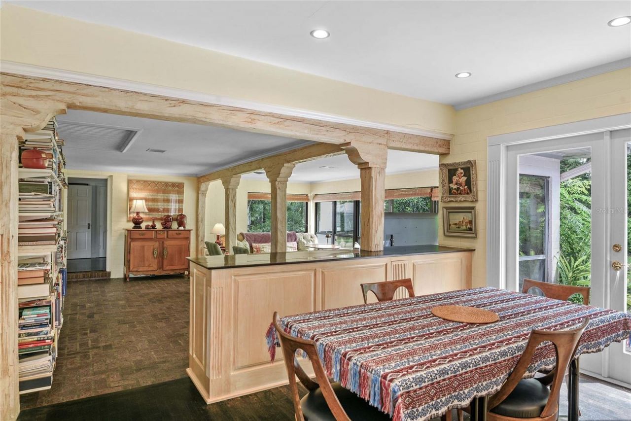 2035 Lake Sue Drive, Orlando, FL 32803 Photo