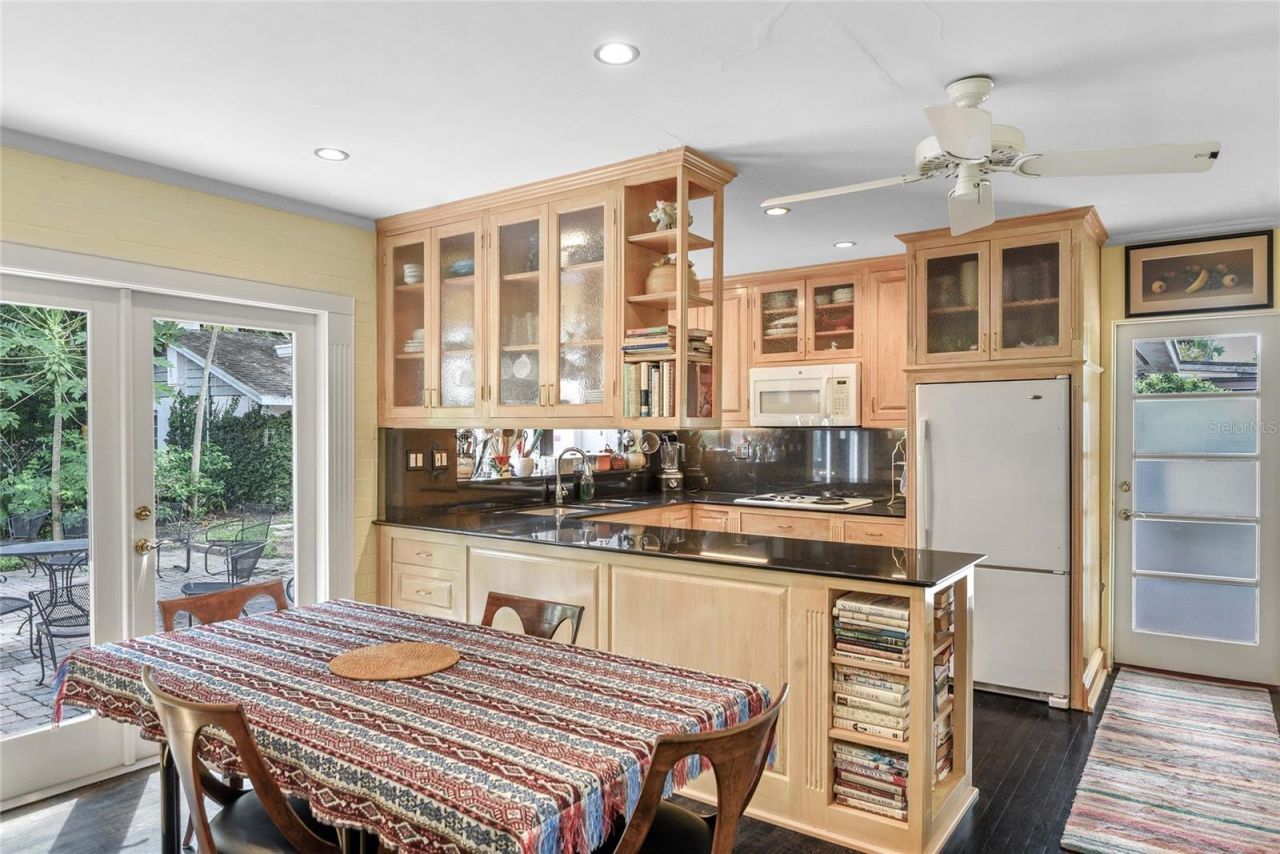 2035 Lake Sue Drive, Orlando, FL 32803 Photo