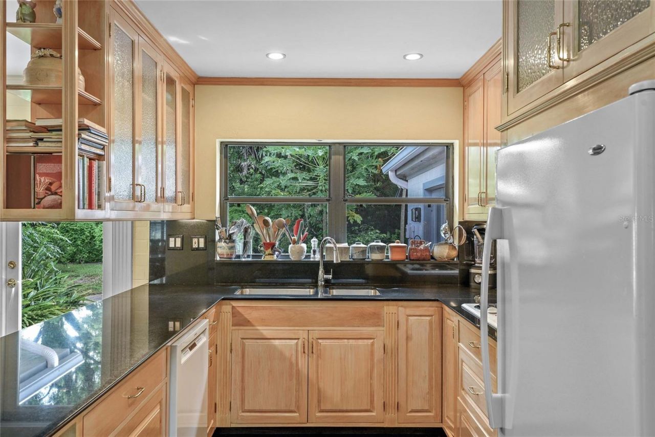 2035 Lake Sue Drive, Orlando, FL 32803 Photo