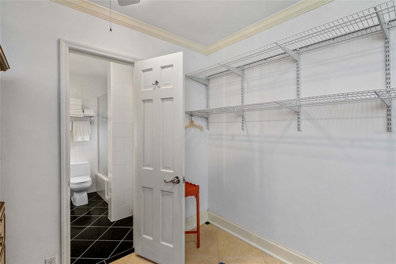 2035 Lake Sue Drive, Orlando, FL 32803 Photo