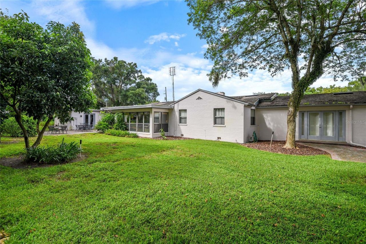 2035 Lake Sue Drive, Orlando, FL 32803 Photo