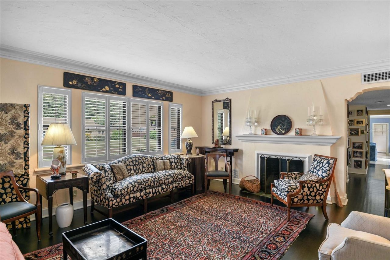 2035 Lake Sue Drive, Orlando, FL 32803 Photo