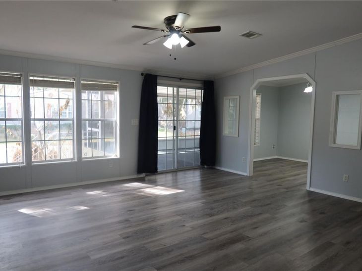 25157 Buttonwood Drive, Astatula, FL 34705