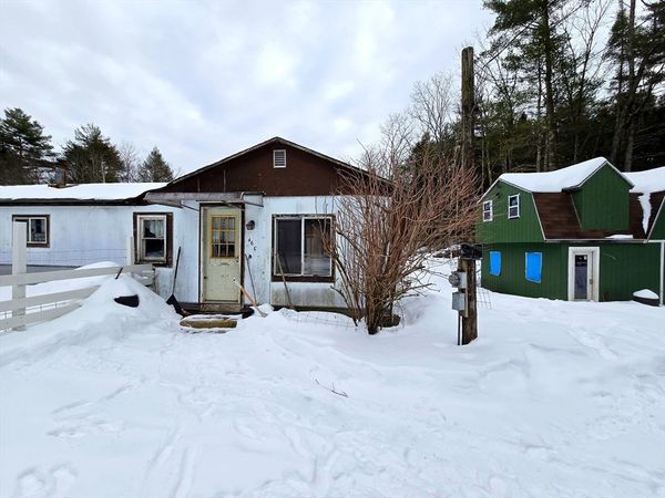 463 Holtshire Rd, Orange, MA 01364