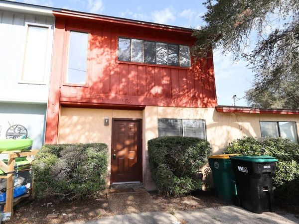 641 Virginia Oak Court, Fort Walton Beach, FL 32548