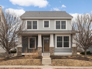 313 Periwinkle Place, Bayport, MN 55003