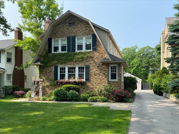 1351 Scott Avenue, Winnetka, IL 60093