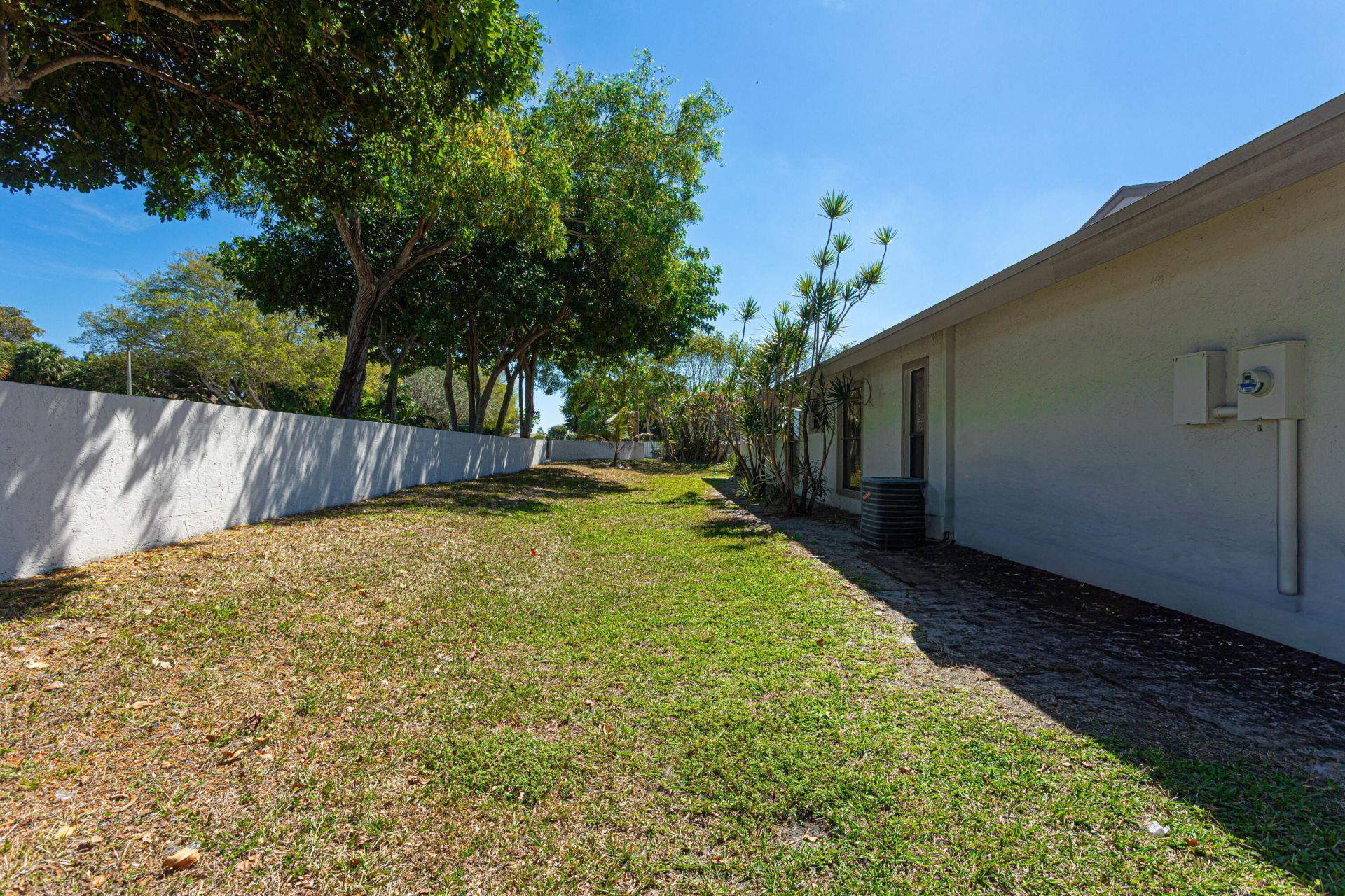 6670 Canary Palm Circle, Boca Raton, FL 33433 Photo