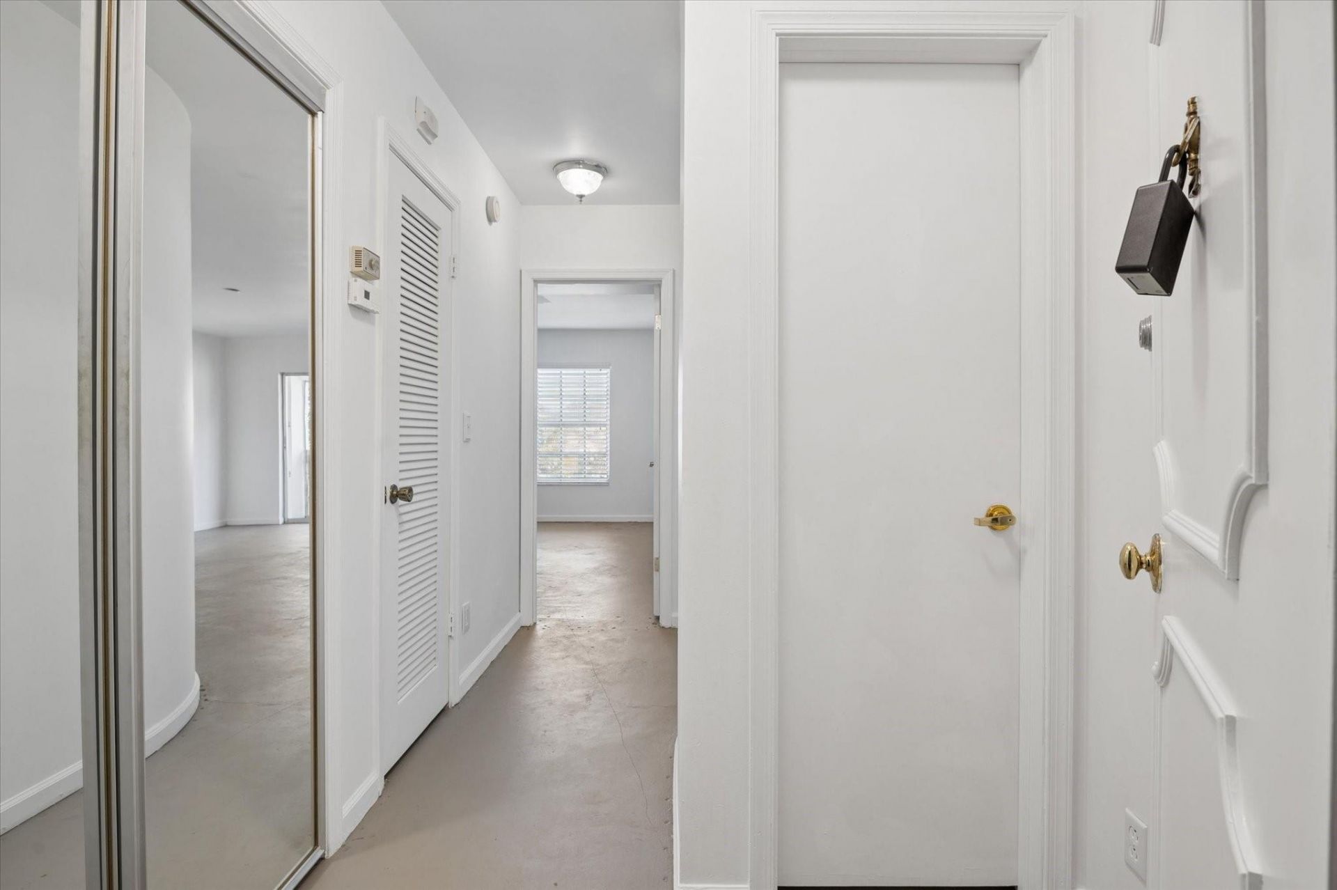 2161 NE 68th St, Unit 326, Fort Lauderdale, FL 33308 Main Photo