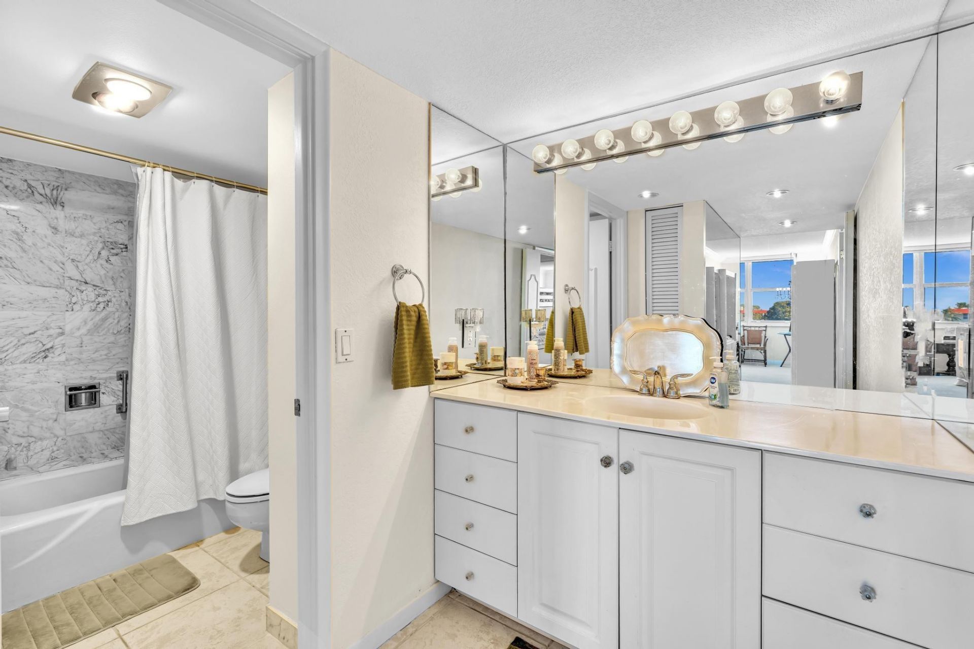 1150 Hillsboro Mile, Unit 415, Hillsboro Beach, FL 33062 Photo