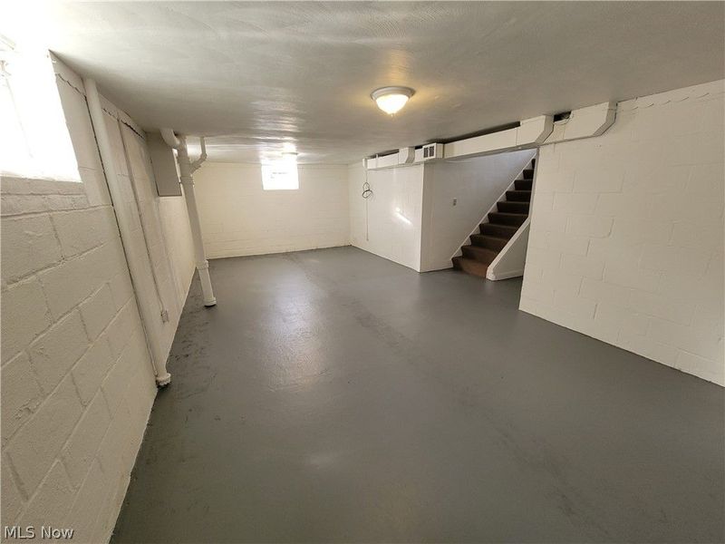 1558 Temple Avenue, Mayfield Heights, OH 44124 Photo 12