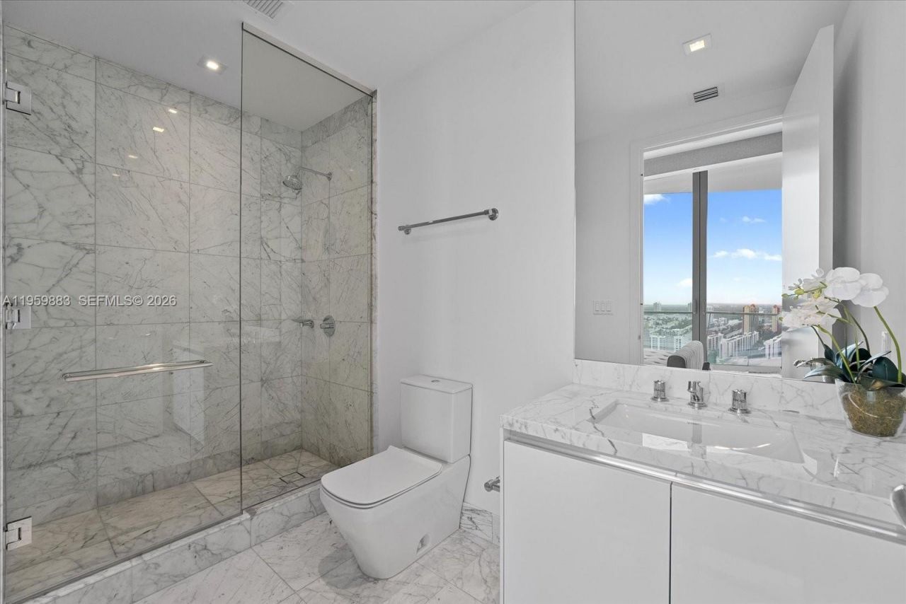 16901 Collins Ave , Unit 2503, Sunny Isles Beach, FL 33160 Photo