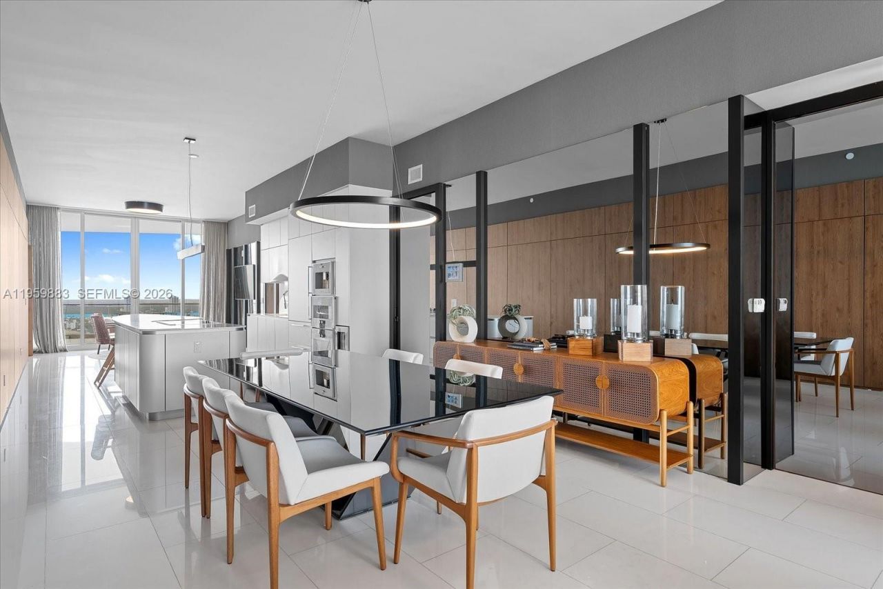 16901 Collins Ave , Unit 2503, Sunny Isles Beach, FL 33160 Photo