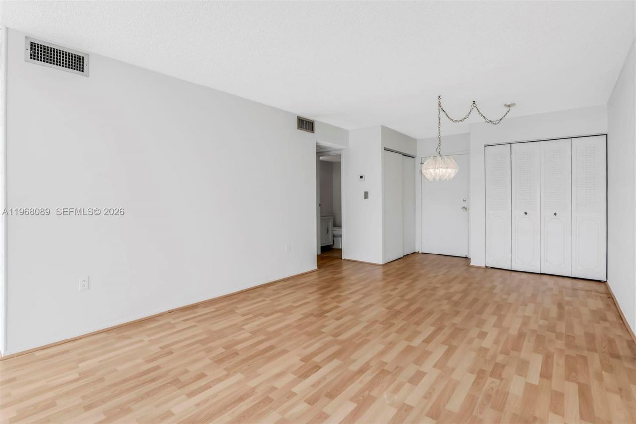 801 Three Islands Blvd, Unit 111, Hallandale Beach, FL 33009 Photo