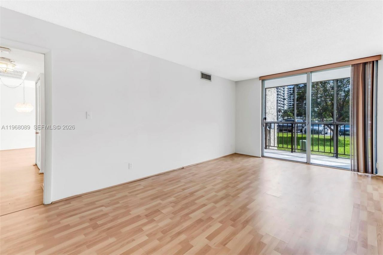 801 Three Islands Blvd, Unit 111, Hallandale Beach, FL 33009 Photo