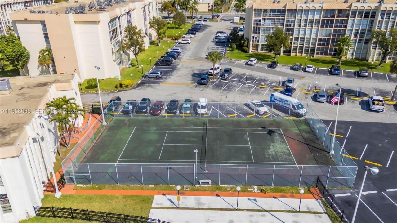 801 Three Islands Blvd, Unit 111, Hallandale Beach, FL 33009 Photo