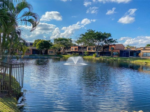 956 Mockingbird Ln, Unit 500, Plantation, FL 33324