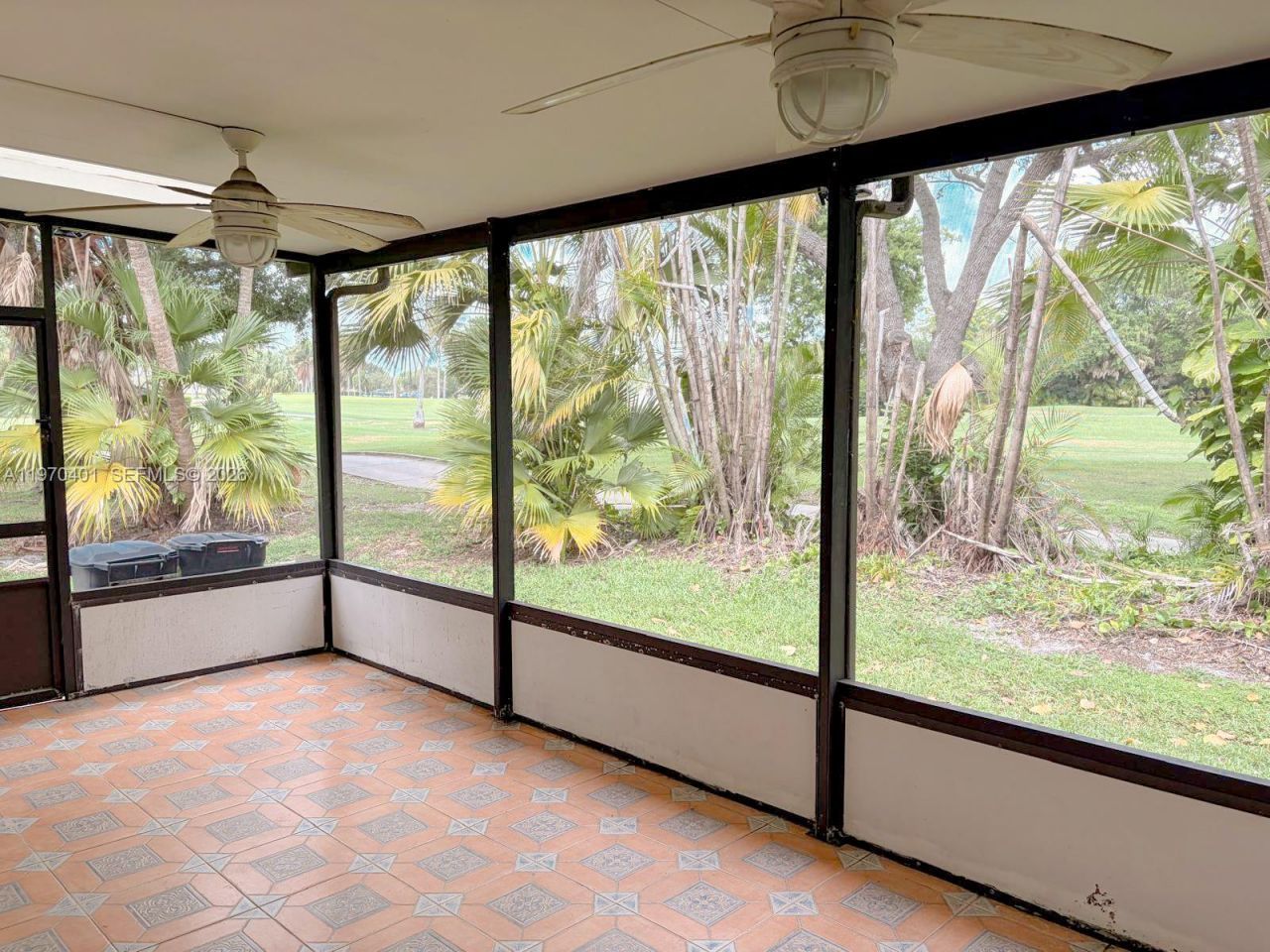 956 Mockingbird Ln, Unit 500, Plantation, FL 33324 Photo