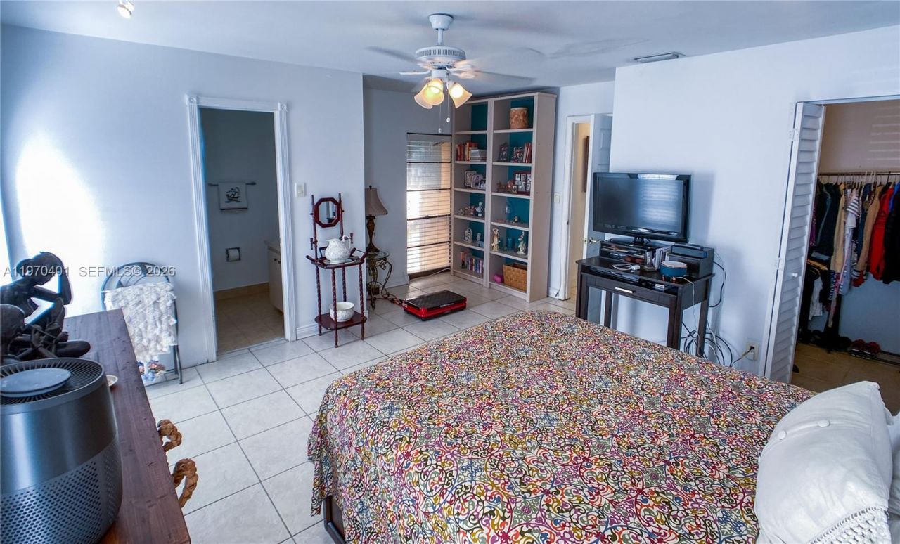 956 Mockingbird Ln, Unit 500, Plantation, FL 33324 Photo