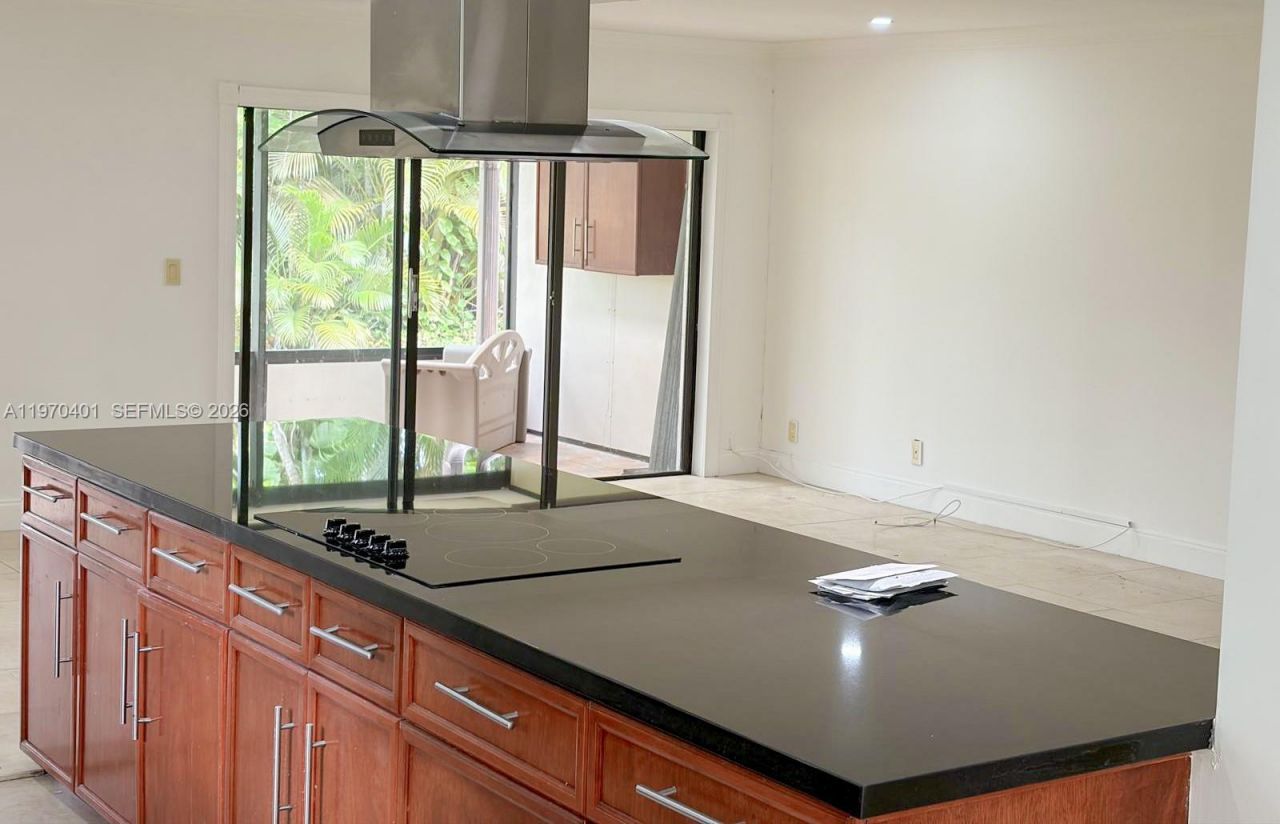 956 Mockingbird Ln, Unit 500, Plantation, FL 33324 Photo