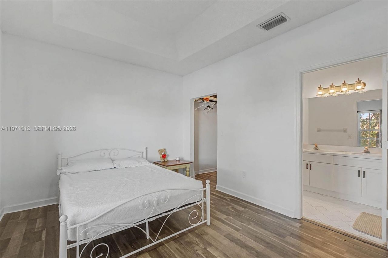 10116 SW 162nd Pl, Miami, FL 33196 Photo