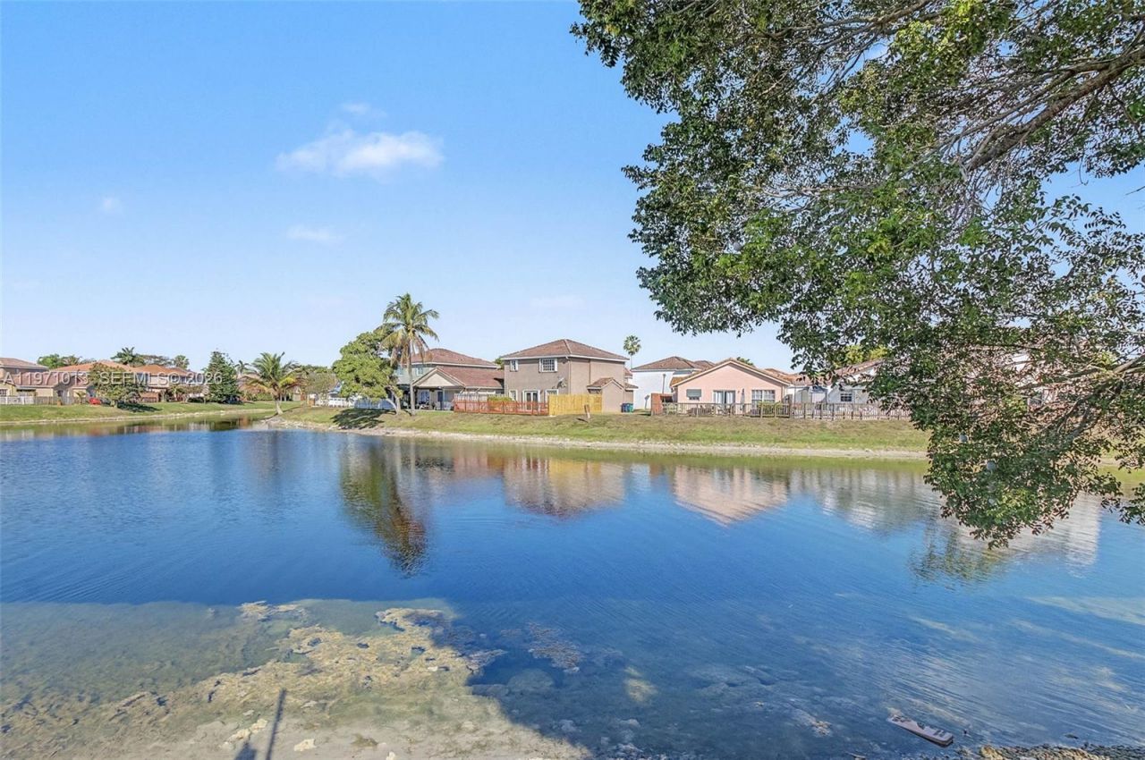 10116 SW 162nd Pl, Miami, FL 33196 Photo