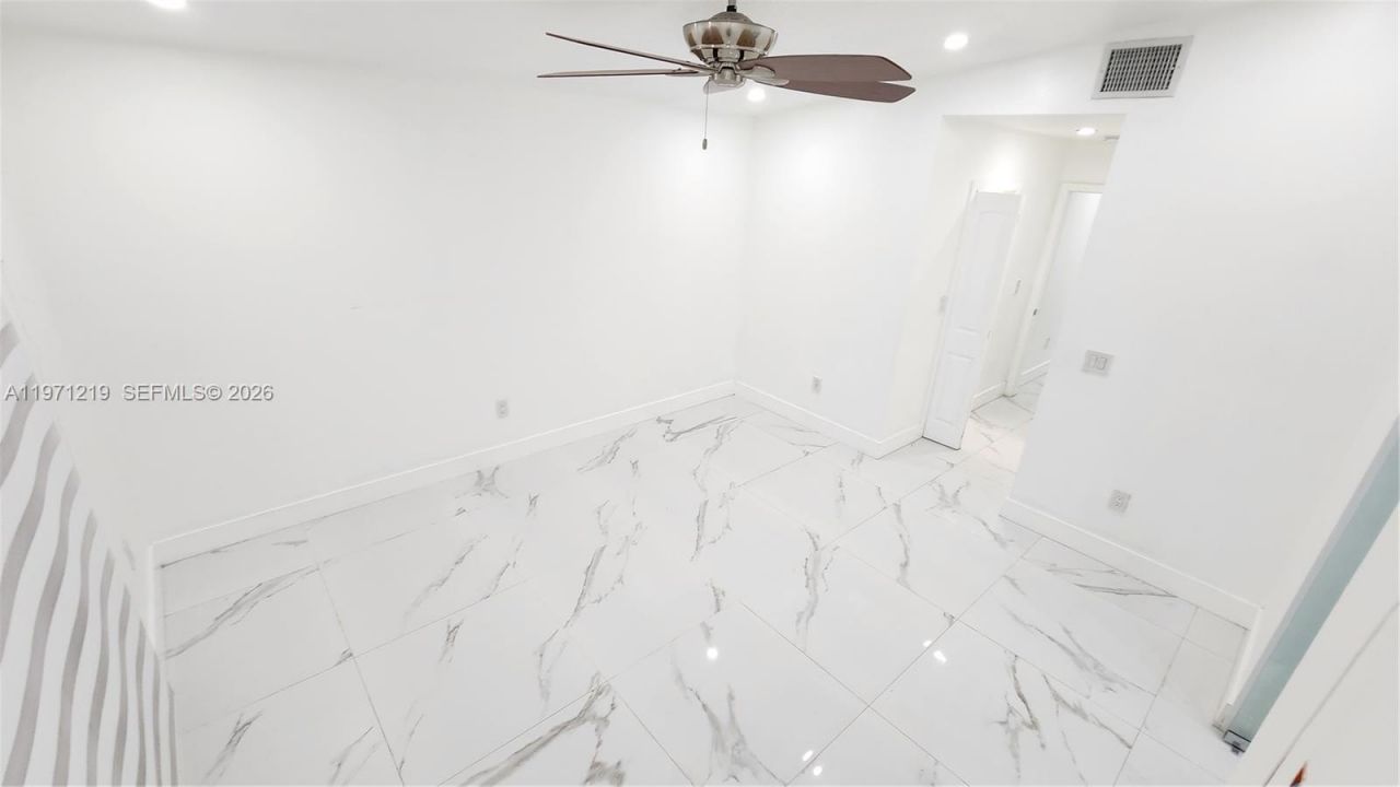 16515 SW 97th St, Miami, FL 33196 Photo