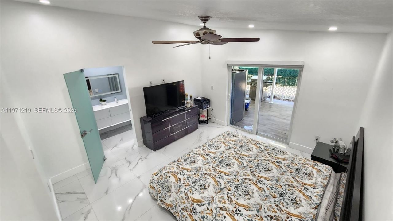 16515 SW 97th St, Miami, FL 33196 Photo