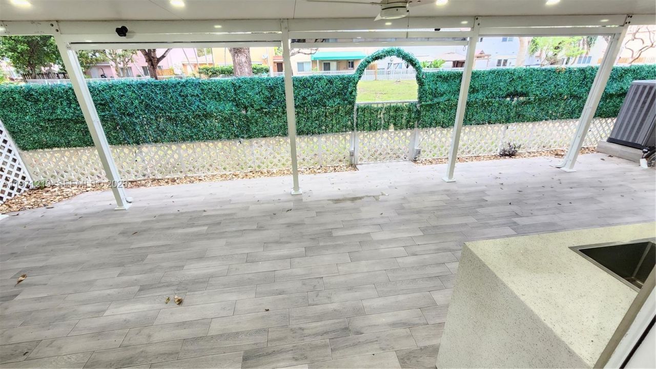 16515 SW 97th St, Miami, FL 33196 Photo