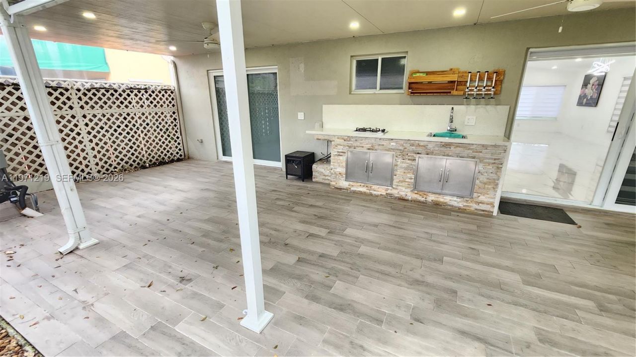 16515 SW 97th St, Miami, FL 33196 Photo